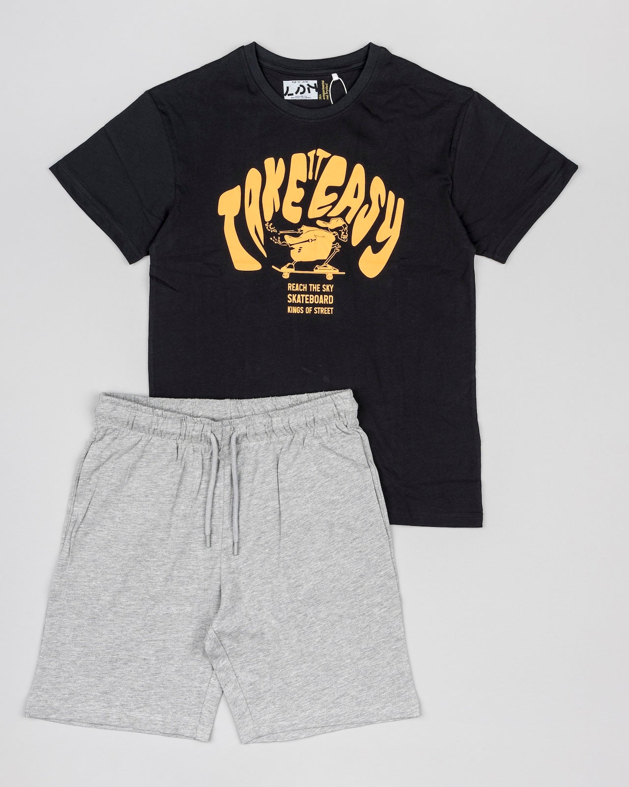 Completo T-shirt e pantaloni corti per ragazzi in cotone