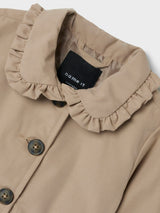 Trench Coat Madelin Junior con Dettaglio Volant e Tasche Frontali